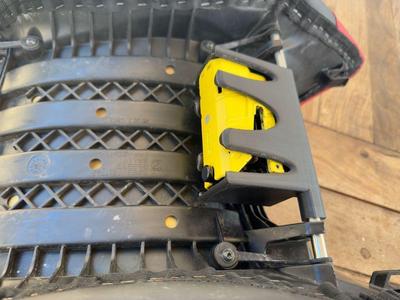 BMW R1200GSA 2010 - ABUS Lock Saddle Holder