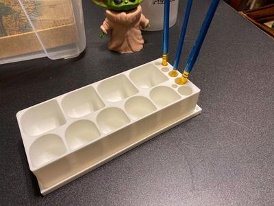 Paint mixing tray and lid