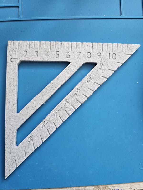 Small square (escuadra pequeña)