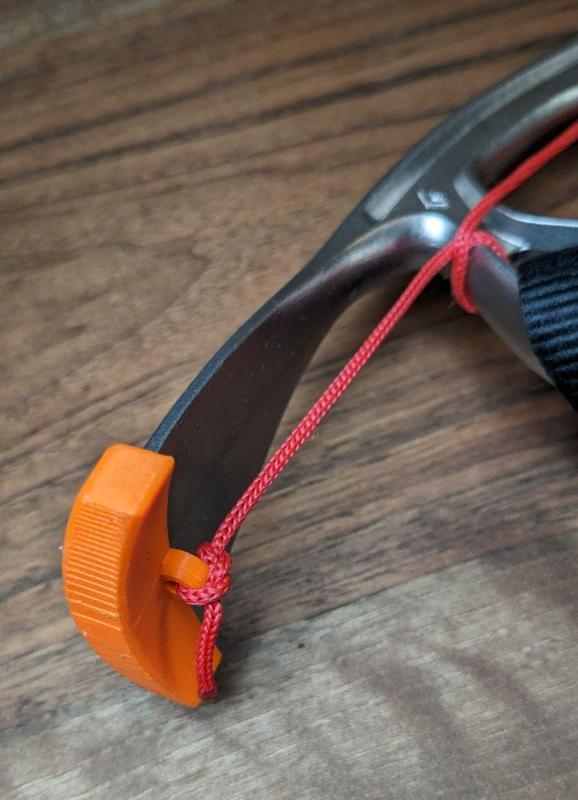 Protective caps for a Black Diamond Raven ice axe