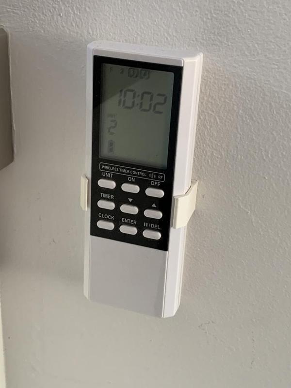 KlikAanKlikUit ATMT-502 wall holder