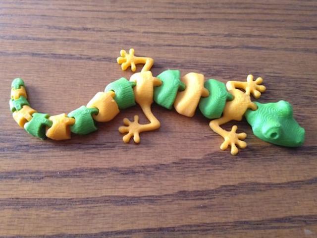 Articulated Lizard (Dual-Extrusion Remix)