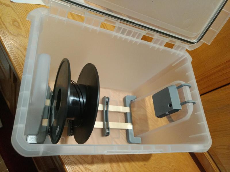 Hefty Protect 20qt drybox (wooden rails)