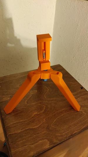 smartphone tripod