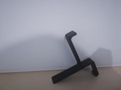 headphone holder monitor