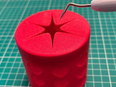 Threaded Weeding Tool Cleaner Container