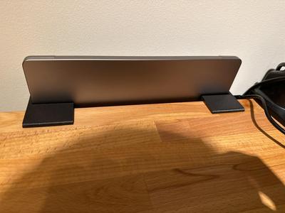 Macbook Pro table mount