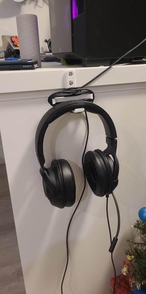 Headphone Desk Hanger