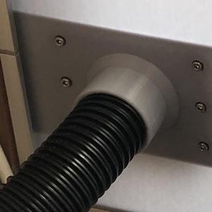 Panel to Connect Exhaust Hose