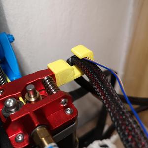 Creality's metal feeder cable hook
