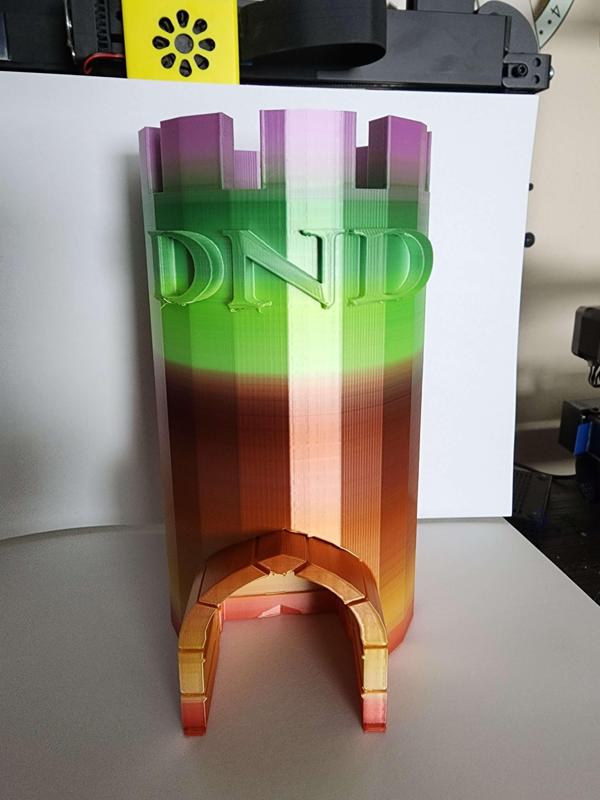 Dice tower