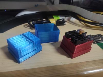 Caja para tarjetas SD
