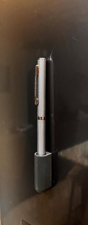 Magnet holder for Papermate Inkjoy pen (single, embedded magnets)