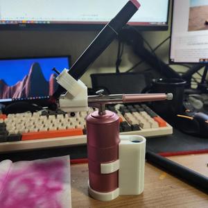 Airbrush marker holder