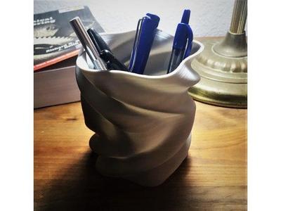 Sinosoidal Spiral Vase