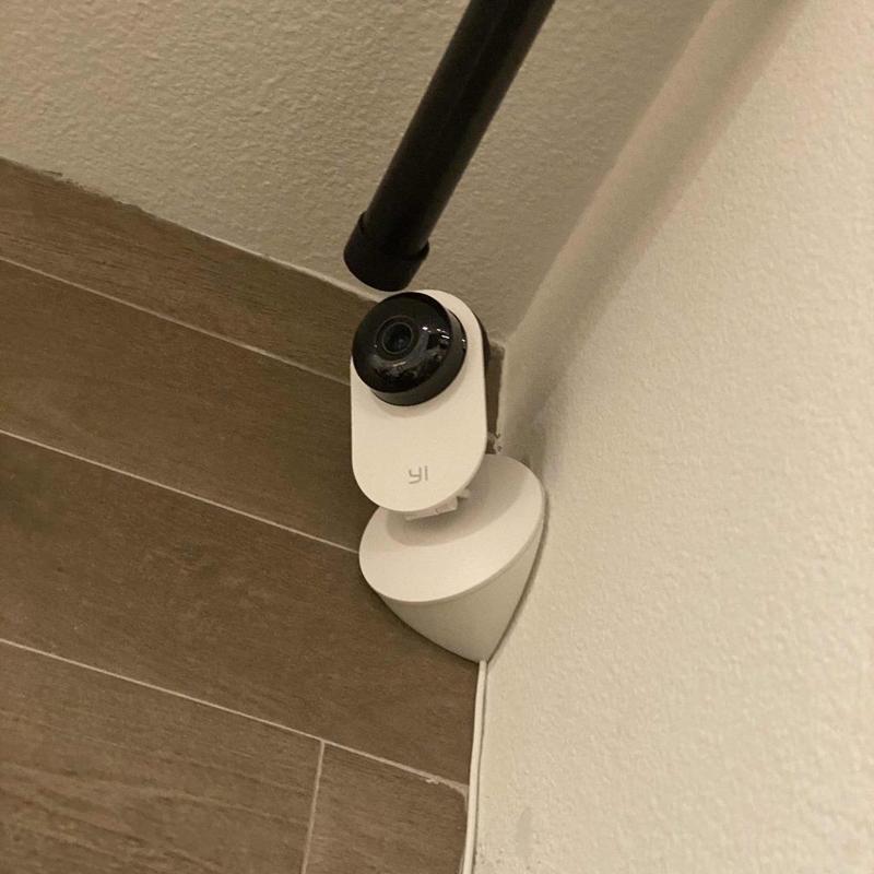 Yi Home Camera Corner Mount