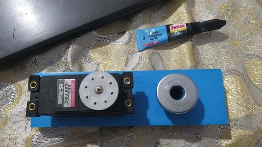 Pan & Tilt Mechanism for antenna tracker with HS-785hb servo
