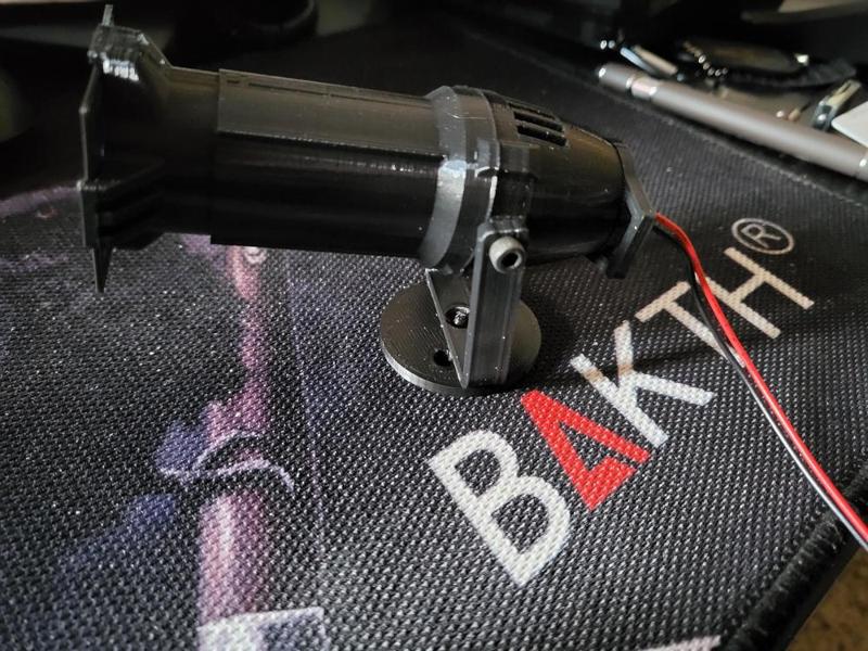 Stage-inspired LED Spotlight Mount