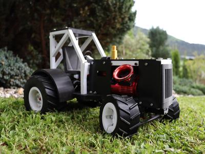 Racing RC Tractor