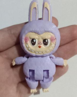 labubu artuculado flexible doll