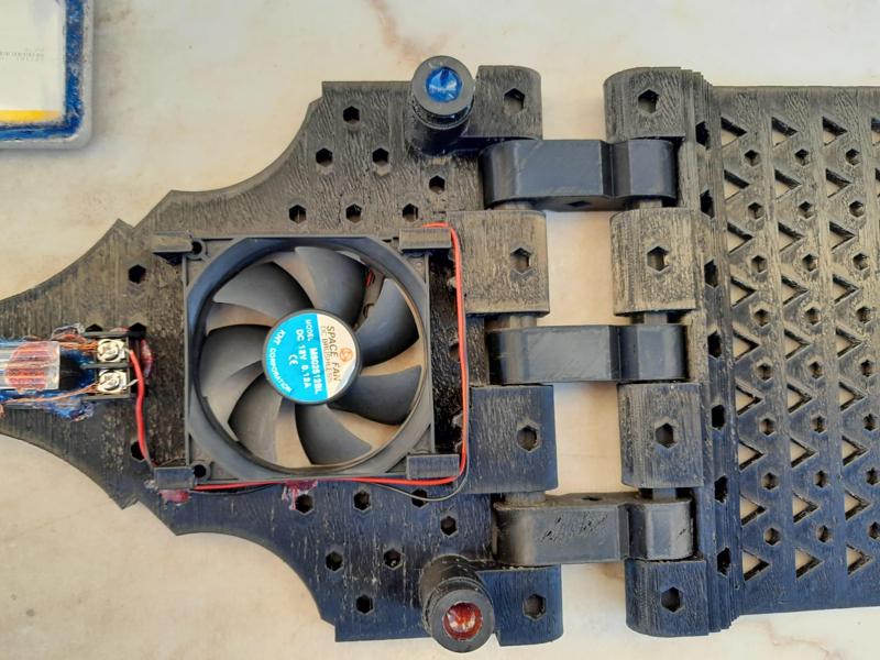 Laptop stand with cooler