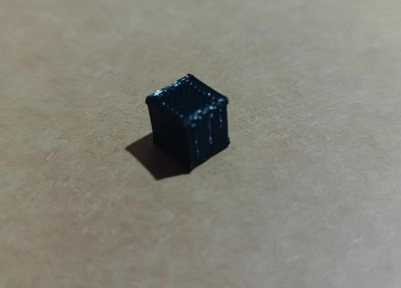 Cube 1 cm for calibration