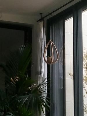 Drop hanging planter
