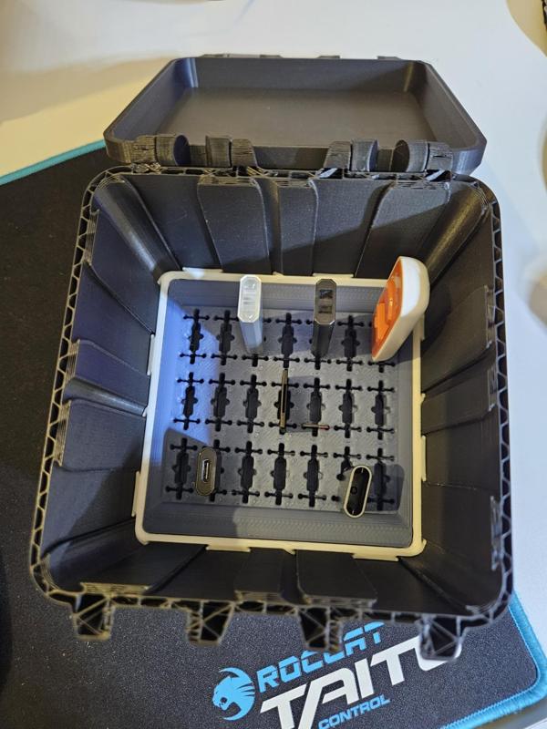 USB and SD Card Tray + Box for BinLink