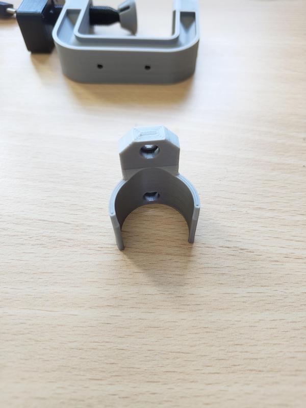 Parametric Universal Screw Clamp Crutch holder