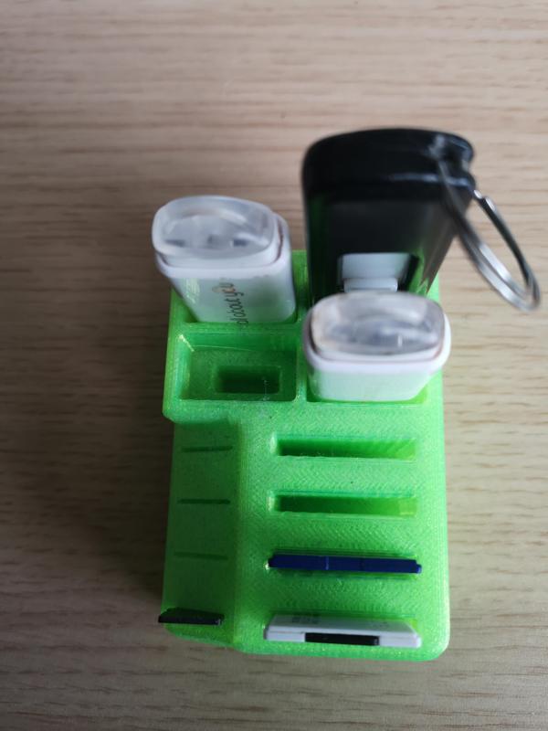 USB + SD card +Micro SD card holder