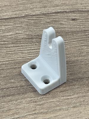 Držák spodní rýny žaluzií- díl B