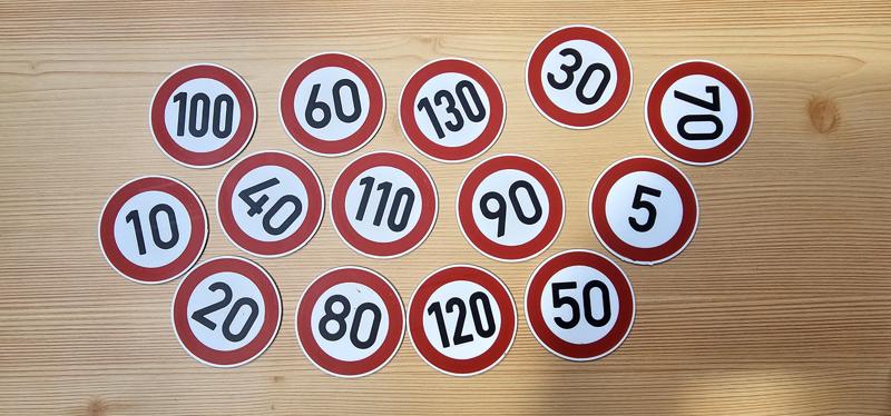 Deutsche Verkehrszeichen "zul. Höchstgeschwindigkeit"  / German Traffic Sign 274-5 ... 274-130 "Speed Limit"