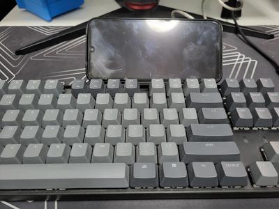 Keychron phone stand