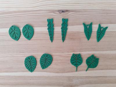 Alocasia earrings (mix)