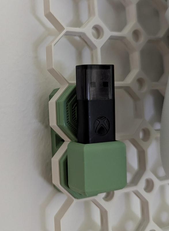 Multiboard Xbox Wireless Dongle Holder