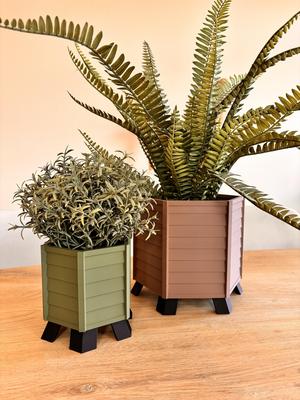 Hexagonal planter - rebate planks