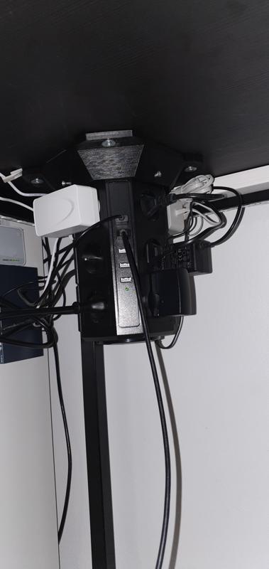 square multi-socket wall bracket