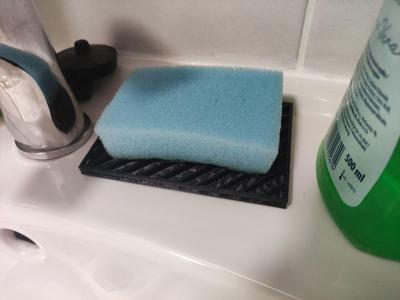 Anti-slip simple sponge holder