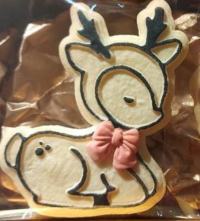 COOKIE CUTTER REINDEER 