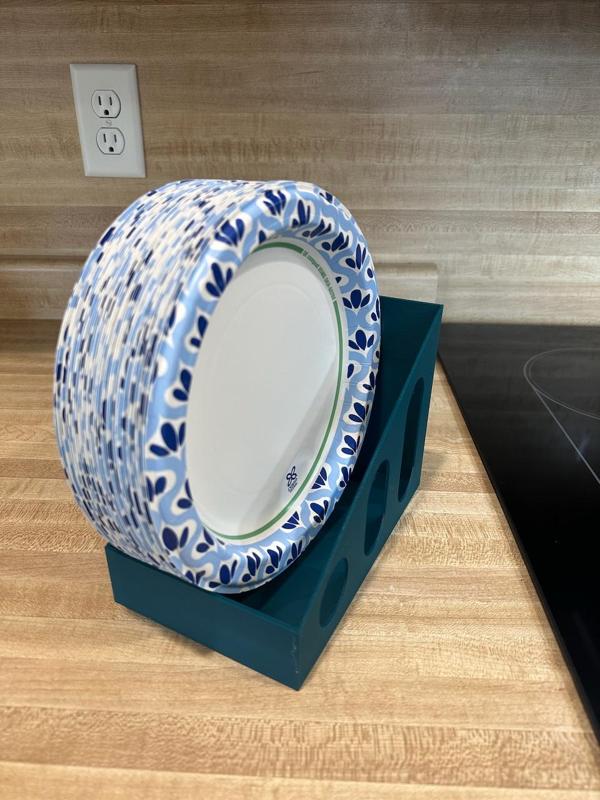 Vertical Paper Plate Storage