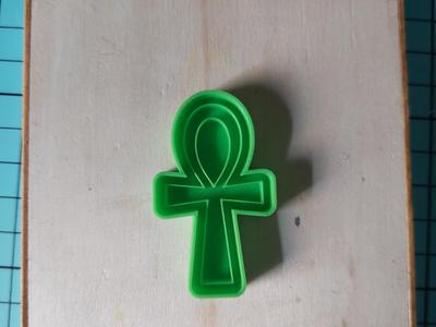 Egyptian cross cutter