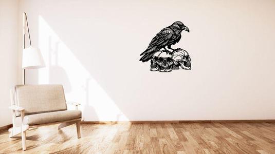 Raven on skulls / Havran na lebkách wall or table decoration