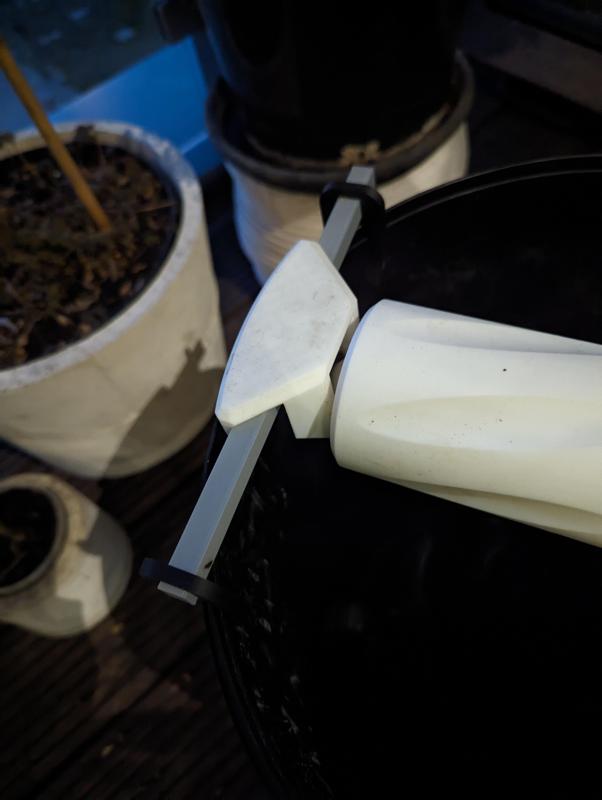 Rolling Mouse Trap Support