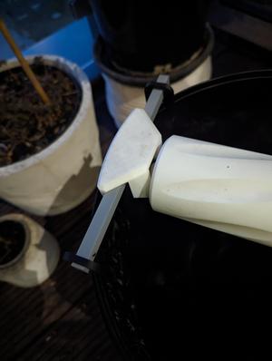 Rolling Mouse Trap Support