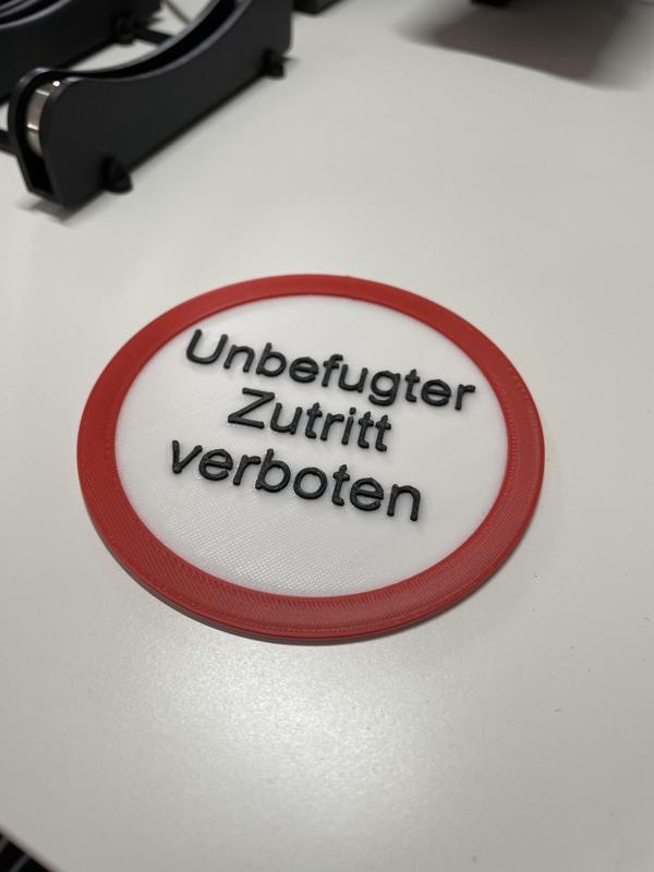 Schild "Unbefugter Zutritt verboten"