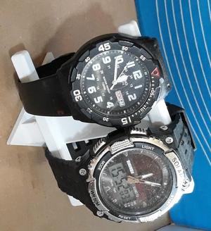 2 wrist watches stand