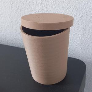 Cup with lid