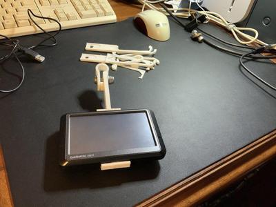 Garmin Nuvi mount for rearview mirror