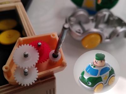 Replacement double gear for toy police car