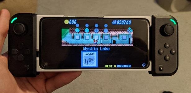 Cuttlephone - Junglecat and Joycon adapter, phone case generator